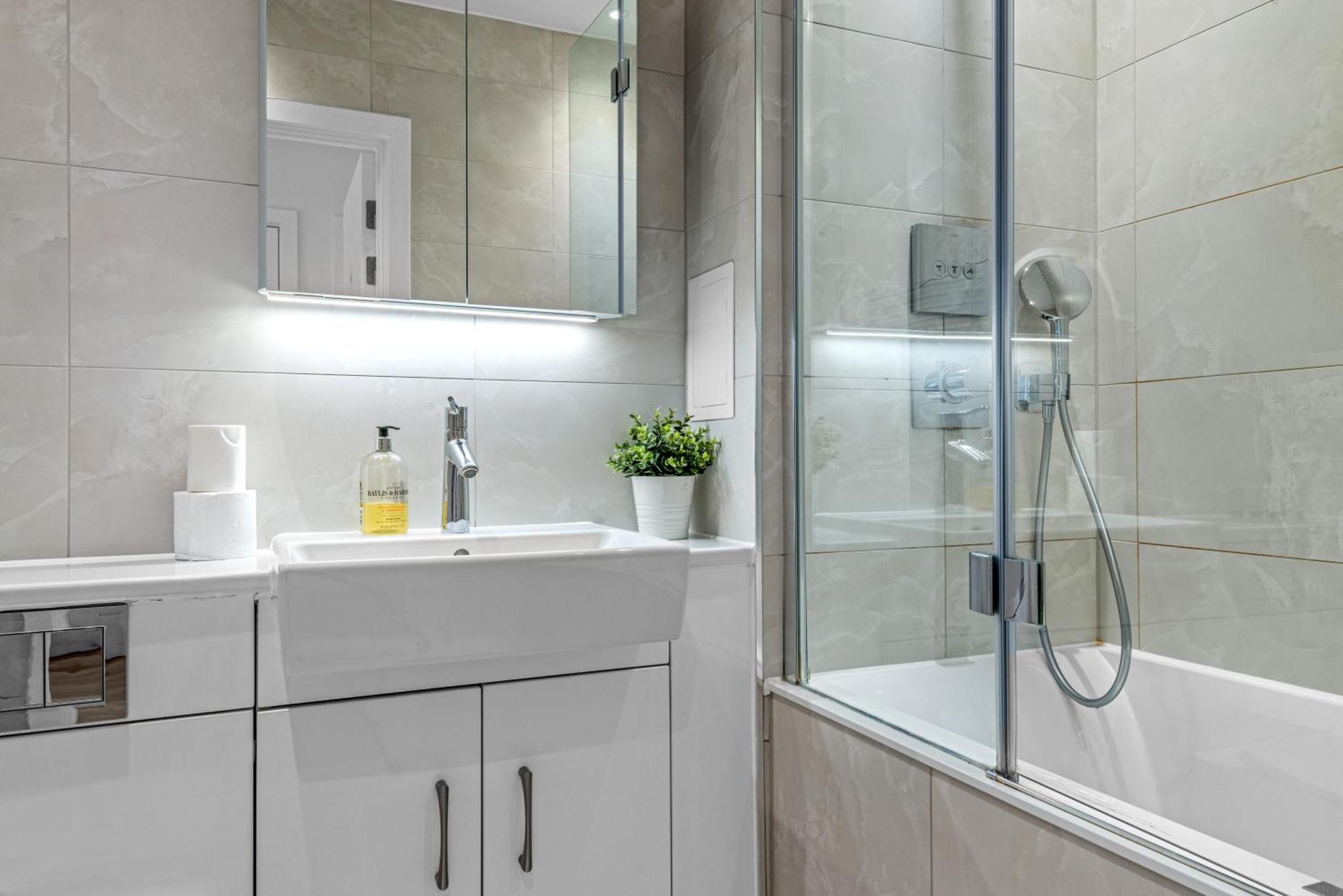 Londwell, Heart Of Notting Hill, Balcony Suite Luxury London Exterior foto
